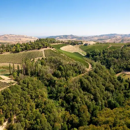 Farm stay Podere Riosto Cantina&agriturismo Pianoro