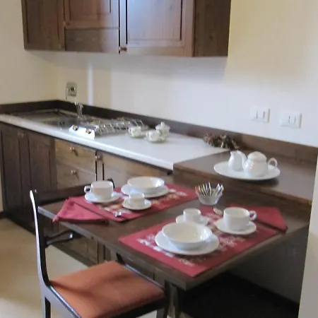 Farm stay Podere Riosto Cantina&agriturismo *