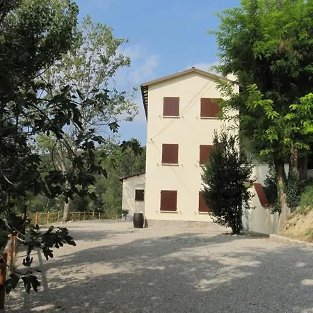 Farm stay Podere Riosto Cantina&agriturismo Pianoro