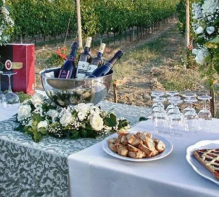 Podere Riosto Cantina&agriturismo Farm stay Pianoro