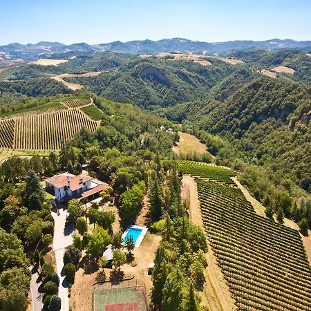 Podere Riosto Cantina&agriturismo Feriegård *