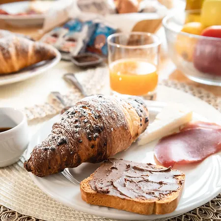 مزرعة للإقامة Podere Riosto Cantina&agriturismo *